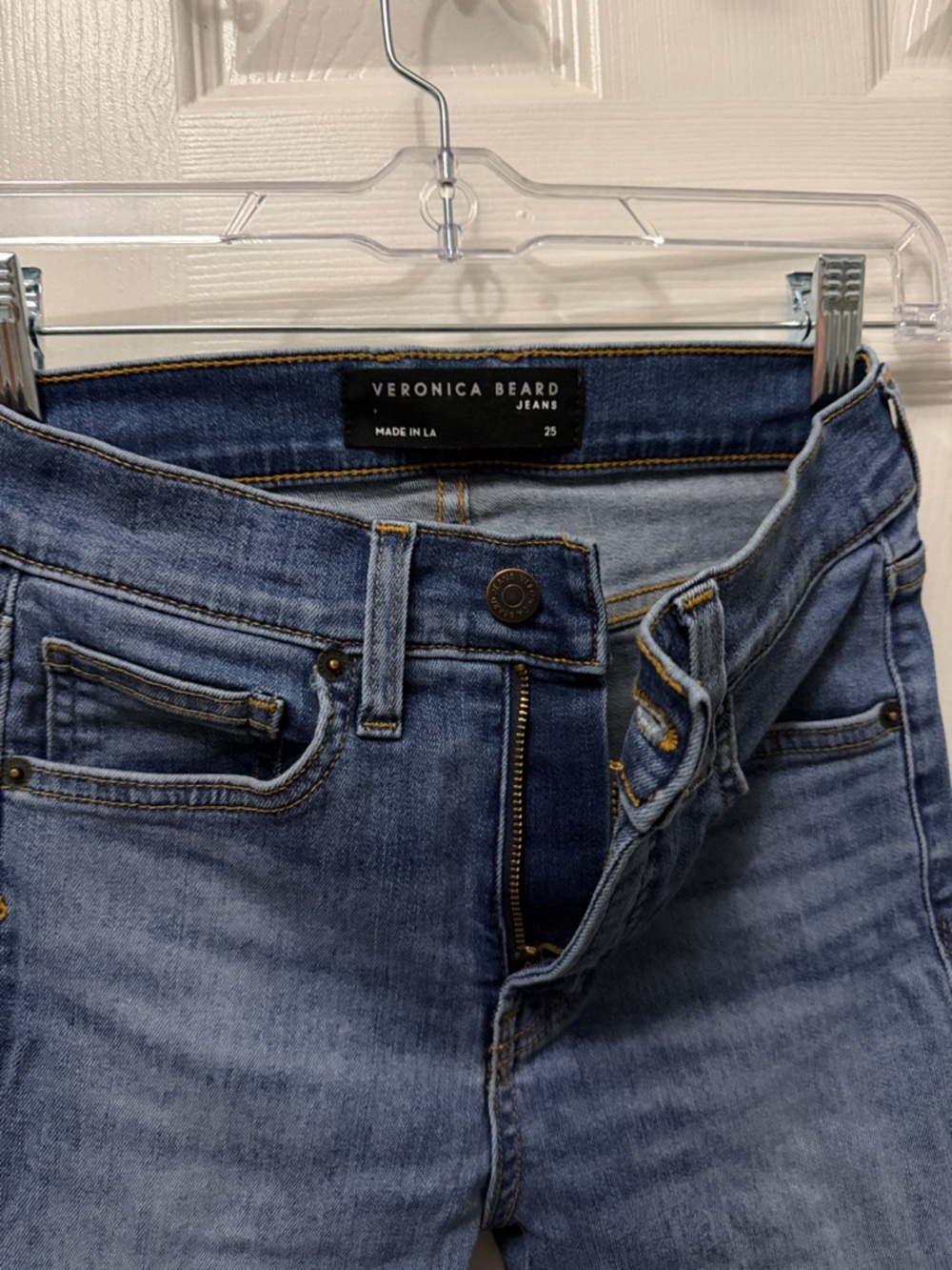Veronica Beard Light Blue Denim Jeans
